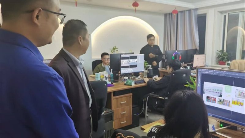短视频拍摄器材大致可以分为以下几类：